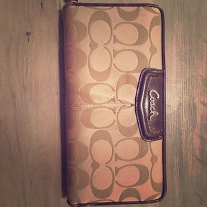 Coach zip wallet